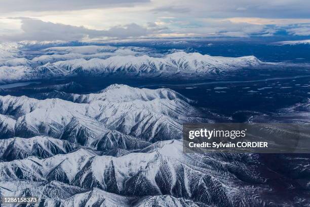 Vue aérienne de la chaine de montagne Brooks, 21 septembre 2016, Alaska, Etats-Unis.