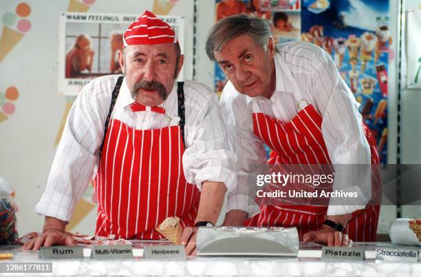 Wille und Paul betätigen sich als Eisverkäufer... Aka. Heisses Eis / Überschrift: ZWEI ALTE HASEN.