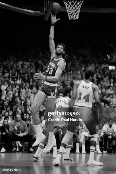 Lew Alcindor playing for the Milwaukee Bucks in the 1969-1970 season at the Chicago Stadium in Chicago, Il.