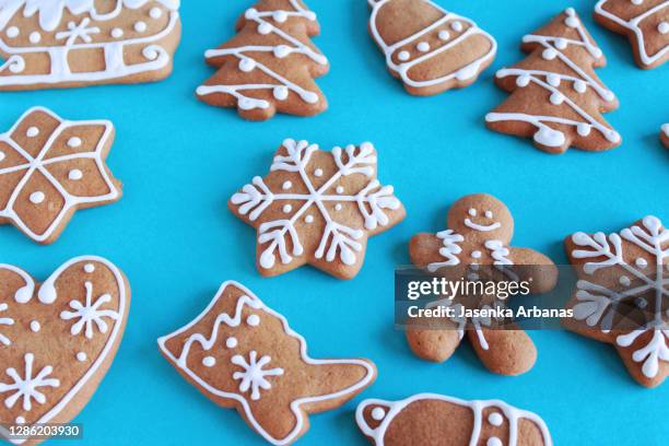 gingerbread cookies - zagreb food stock pictures, royalty-free photos & images