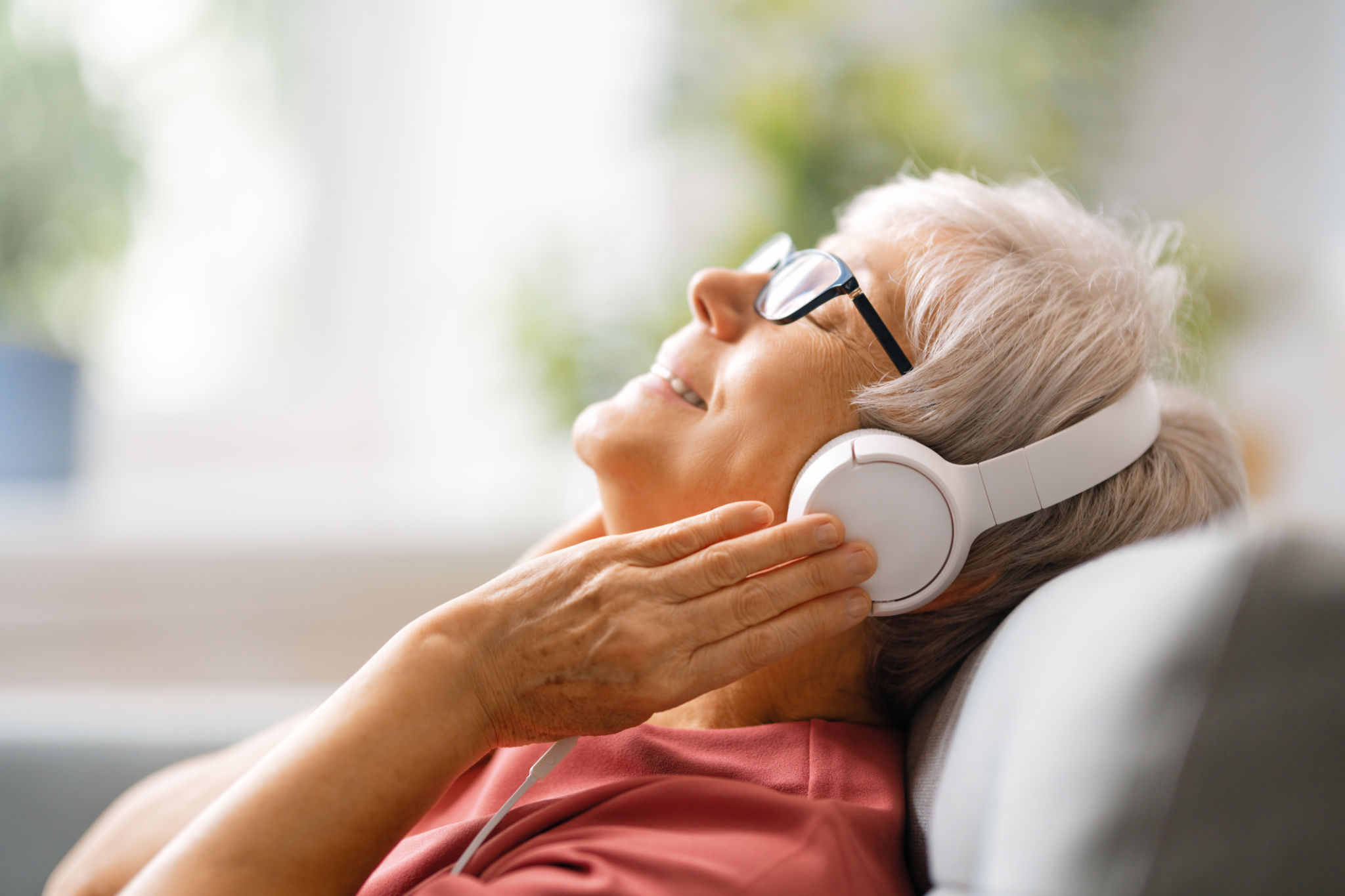 patient listening music
