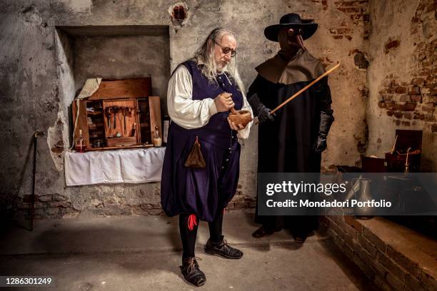 The plague of 17th Century: hypothetical reenactment of the spread and the treatment of some soldiers at the lazaretto. 17th Century doctors. The one...