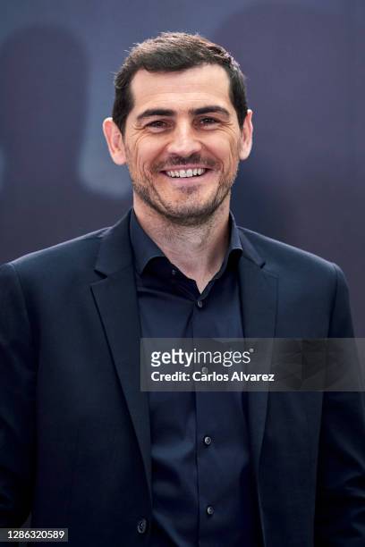 Iker Casillas attends 'Colgar Las Alas' photocall at the Movistar Studios on November 18, 2020 in Madrid, Spain.