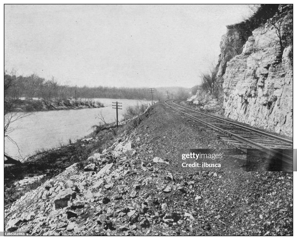 Antique black and white photo of the United States: Cliffs of the Meramec, Glencoe, Missouri