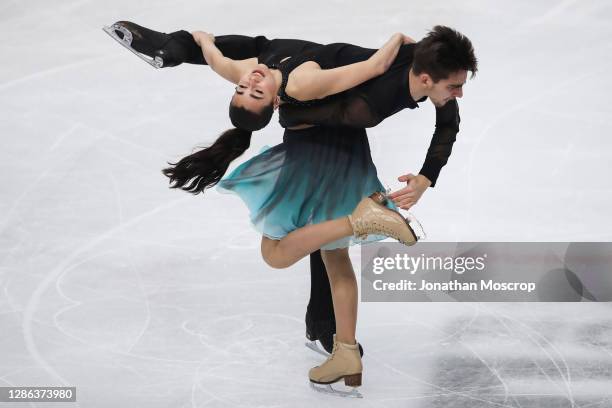 Elizaveta Khudaiberdieva StockFotos und Bilder Getty Images