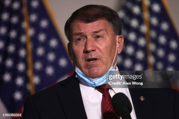 Michael Rounds 4,446 Mike Rounds Photos & High Res Pictures - Getty Images