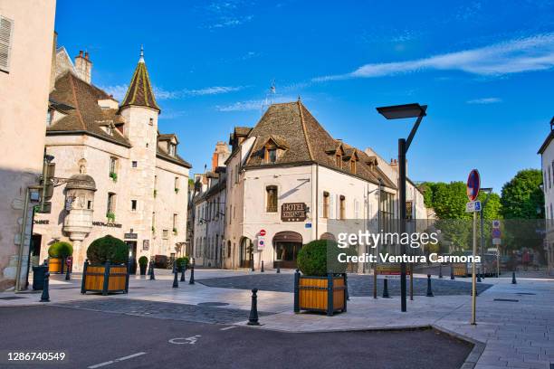 beaune city center - france - beaune stock pictures, royalty-free photos & images