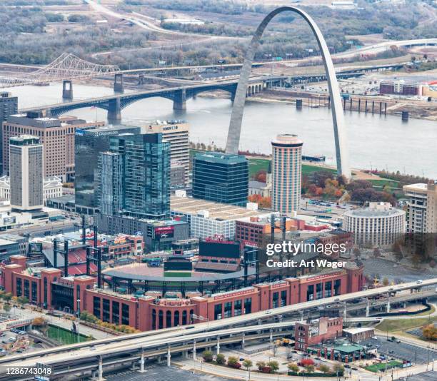 st. louis downtown aerial - gateway arch st louis stock pictures, royalty-free photos & images