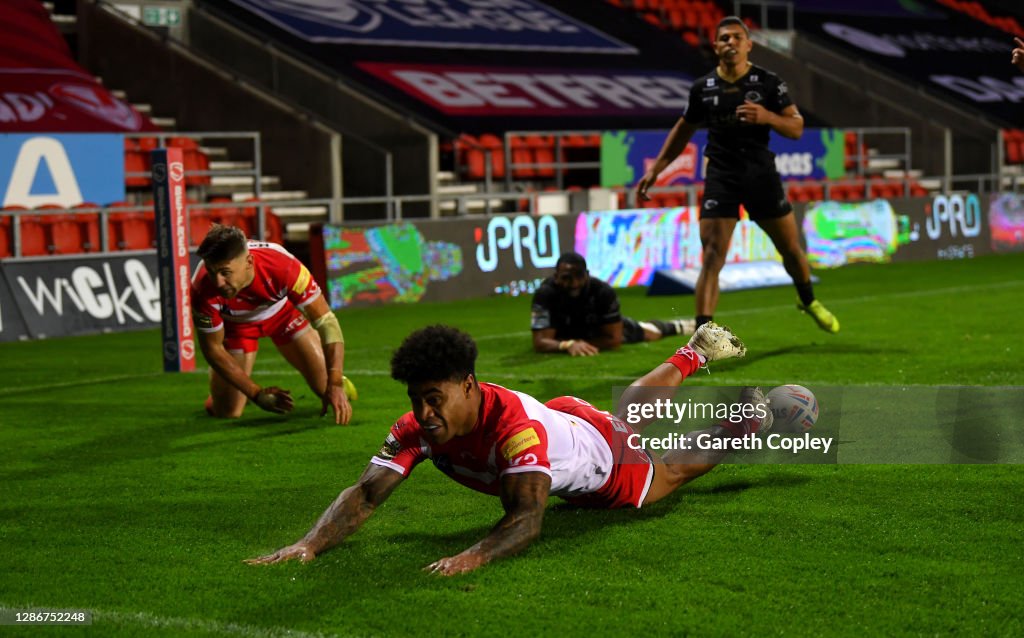 St Helens v Catalans Dragons - Betfred Super League Play-Off Semi-Final