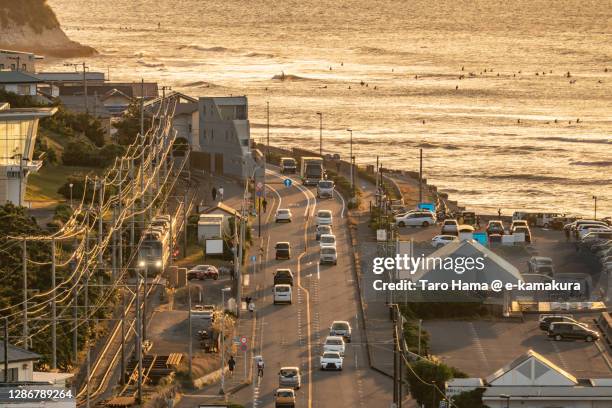 coast road in kanagawa prefecture of japan - kamakura stock-fotos und bilder