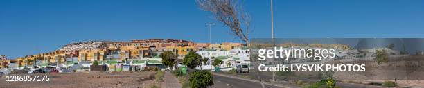 panorama holiday village close to caleta de fuste - caleta de fuste stock pictures, royalty-free photos & images