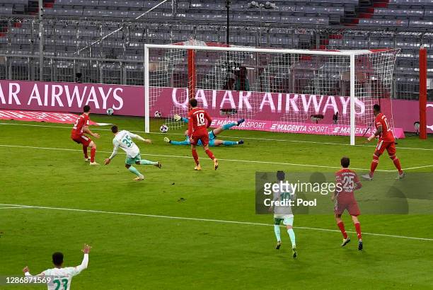 Maximilian Eggestein of Bremen scores his team's first goal during the Bundesliga match between FC Bayern Muenchen and SV Werder Bremen at Allianz...