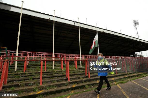 Steward is seen wearing a face mask during the Vanarama National League match between Wrexham and Aldershot Town at Racecourse Ground on November 21,...