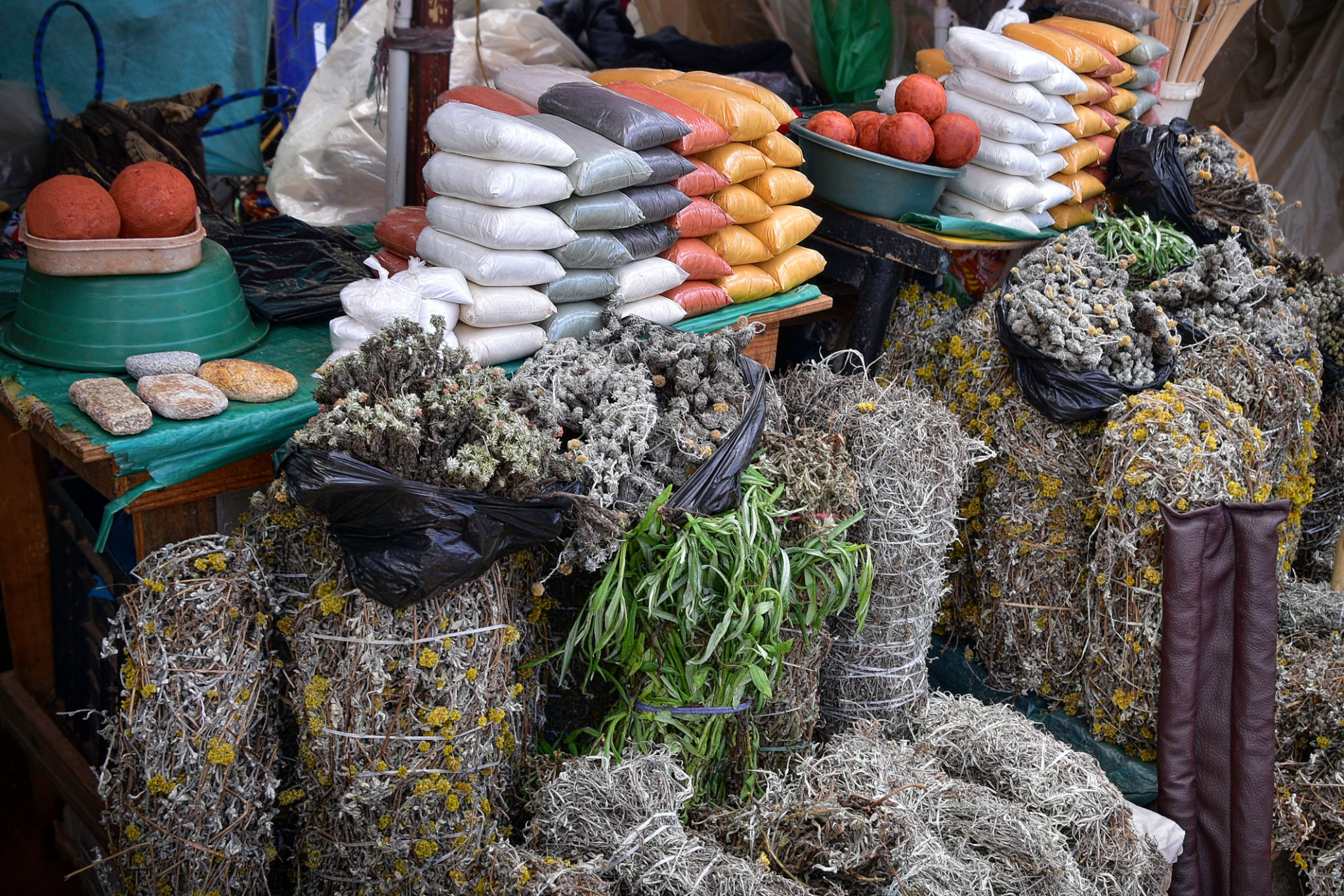 wholesale herbs market