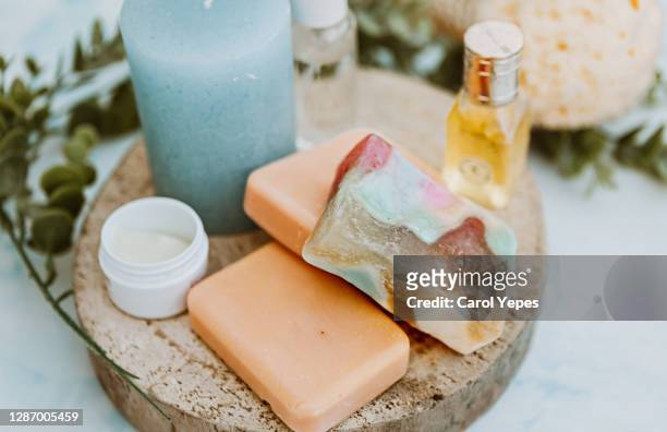 floral handmade soap - 洗礼 個照片及圖片檔