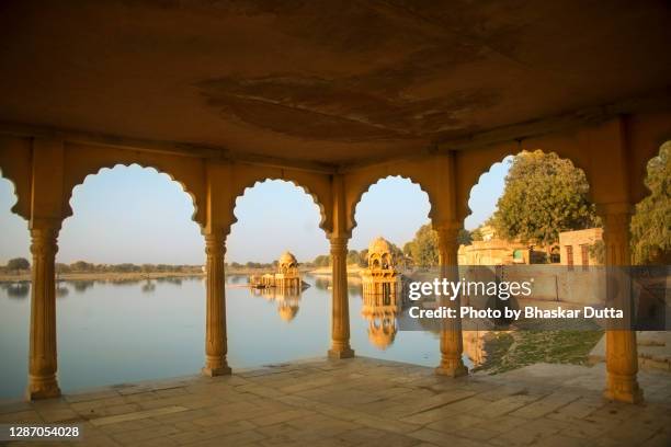 gadisar lake - jaisalmer stock pictures, royalty-free photos & images