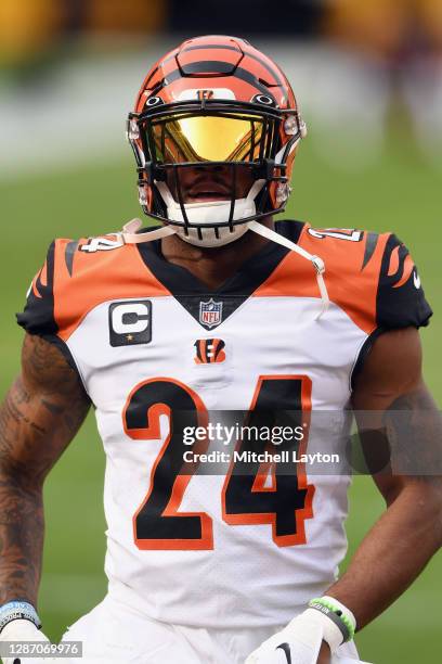 Vonn Bell of the Cincinnati Bengals walks across the field during warm-ups prior to the game against the Washington Football Team at FedExField on...