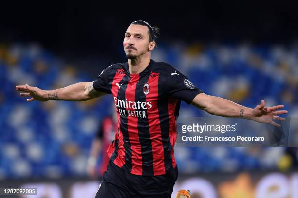 Zlatan Ibrahimovic of A.C. Milan celebrates after scoring their team's first goal during the Serie A match between SSC Napoli and AC Milan at Stadio...