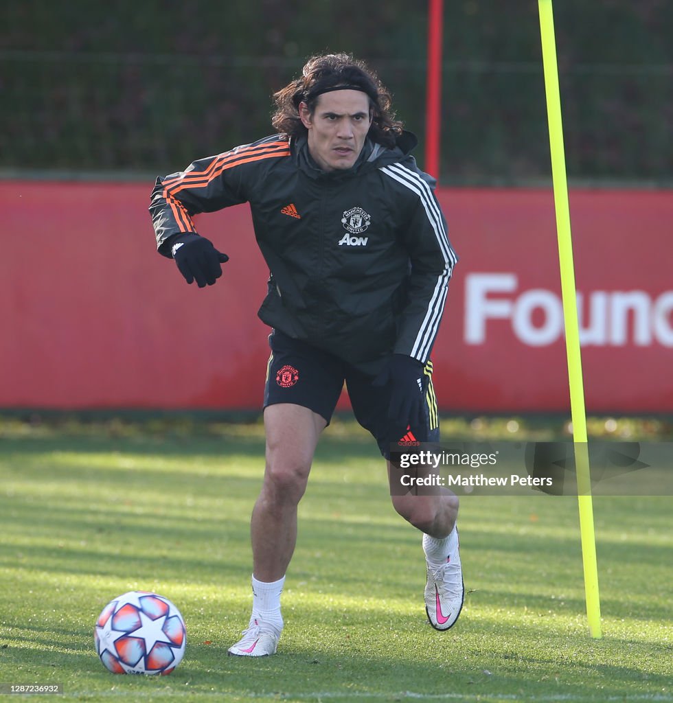 Manchester United - Press Conference And Training Session