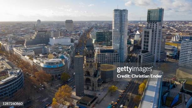 The Kaiser Wilhelm Memorial Church, also called the Gedaechtniskirche stands during the second wave of the coronavirus pandemic on November 23, 2020...