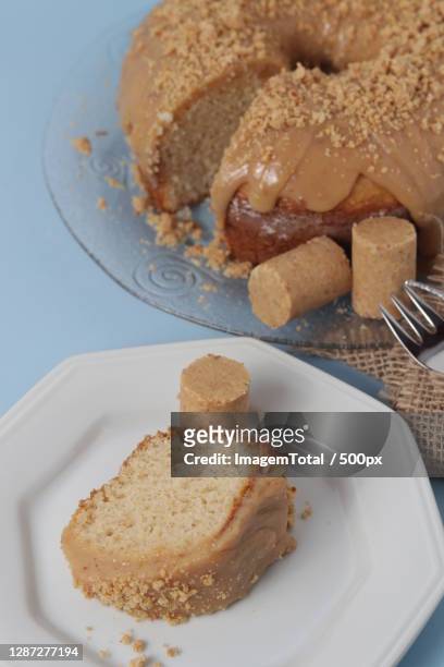 close-up of dessert in plate on table,guarulhos,sao paulo,brazil - fotografia imagem fotografías e imágenes de stock