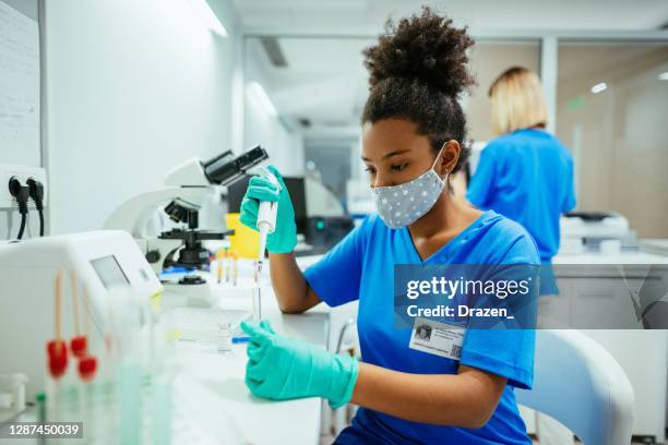 Busy Lab Busy Laboratory Photos and Premium High Res Pictures - Getty Images