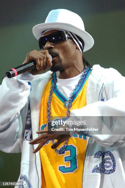 Snoop Dogg performs during 102.7 KIIS FM's Wango Tango at Irvine Meadows Amphitheatre on May 10, 2008 in Irvine, California.