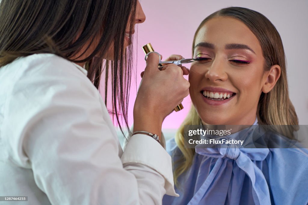 Feeling so calm and comfortable in this make-up studio with professionals