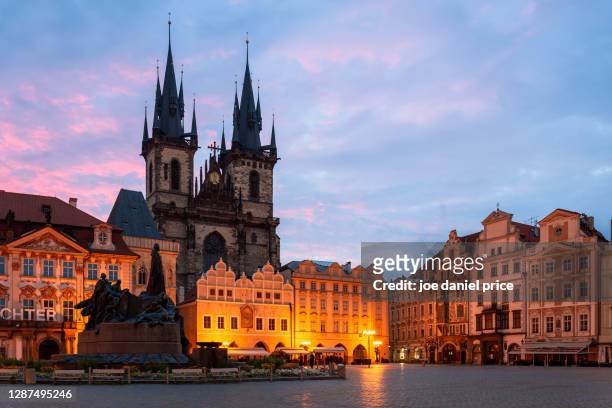 sunrise, panorama, tyn church, old town square, prague, czechia - prague old town square stock pictures, royalty-free photos & images
