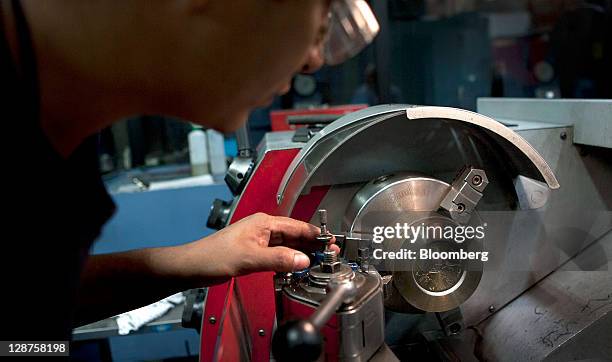 Coining Machine Process 21 Coin Production At The Mexican Mint Casa De Moneda Stock Photos ...