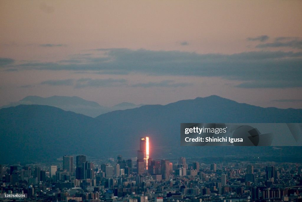 "Osaka Harukas" Warning of the COVID-19