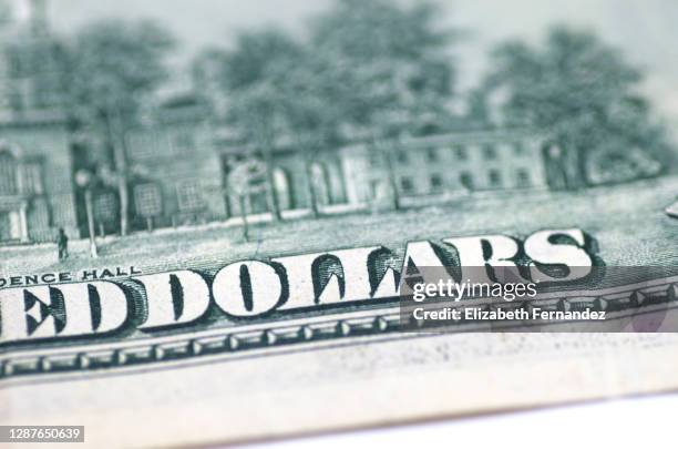 close-up of us one hundred dollar bill - 100 dollar bill wallpaper stock-fotos und bilder