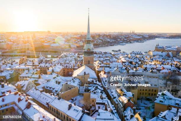 city buildings at winter - stockholm fotografías e imágenes de stock