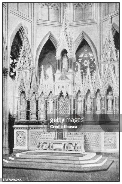ilustrações, clipart, desenhos animados e ícones de foto antiga em preto e branco de nova york: catedral de são patrício - st patrick's cathedral manhattan