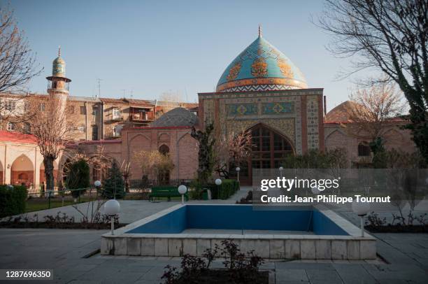 the blue mosque - a persian 18th-century shia mosque in yerevan, armenia - shi'ite islam ストックフォトと画像