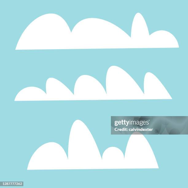 wolken niedliche cartoon-designs - hitzefrei stock-grafiken, -clipart, -cartoons und -symbole