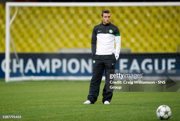 Celtic defender Adam Matthews is forced to look on at training as injury may cause the player to miss the Champions League clash with Spartak Moscow.