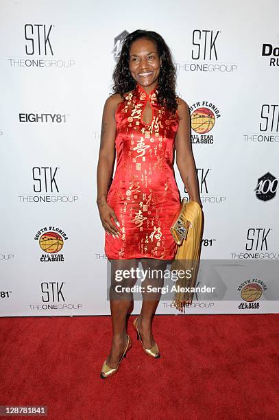 Gloria James attends a dinner to kick-off South Florida All Star Classic at STK on October 7, 2011 in Miami, Florida.