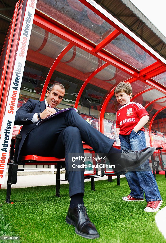 Swindon Town v Hereford United FC - npower League Two