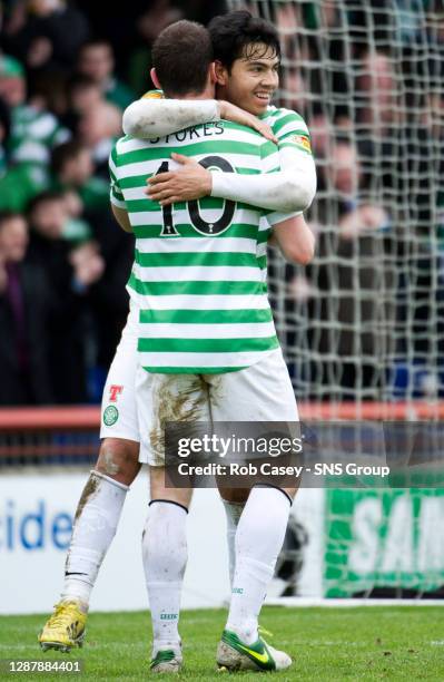 V CELTIC.TULLOCH CALEDONIAN STADIUM - INVERNESS.Celtic's Miku celebrates his goal with team-mate Anthony Stokes