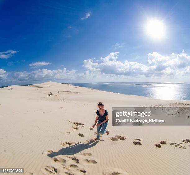 happiness in the sand - arcachon stock pictures, royalty-free photos & images