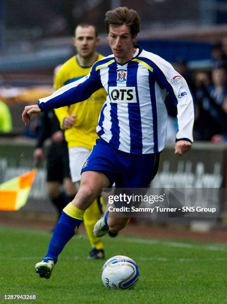 Borja Perez in action for Kilmarnock