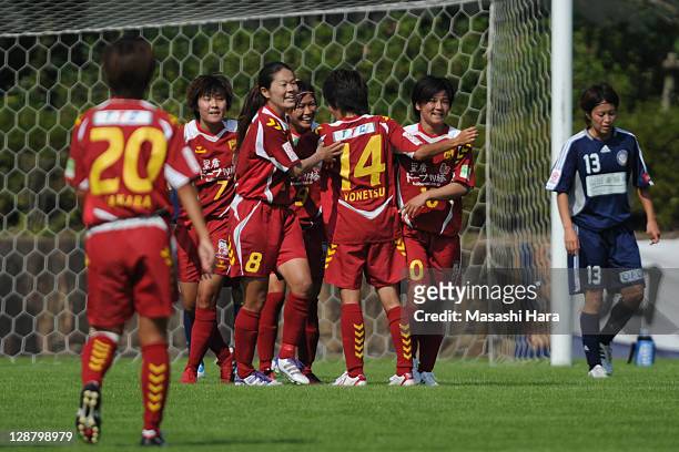 Kobe Leonessa players Ji So Yun,Homare Sawa, Nahomi Kawasumi, Miwa Yonetu and Shinobu Ohno celebrate the first goal during the Nadeshiko League match...