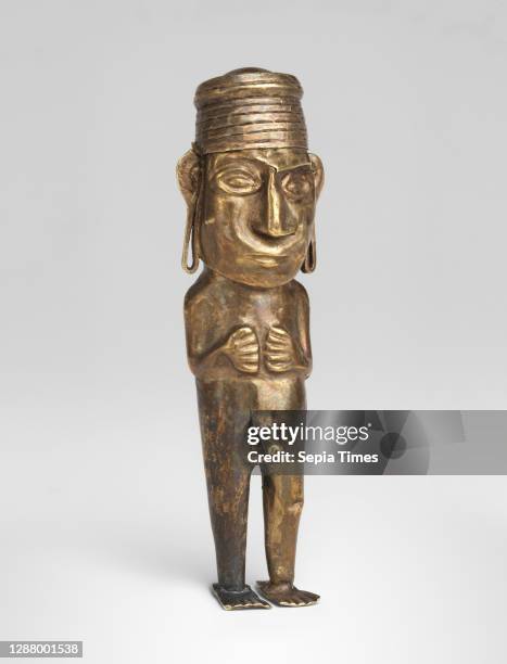 Golden Inca Statue Inca Gold Photos and Premium High Res Pictures - Getty Images