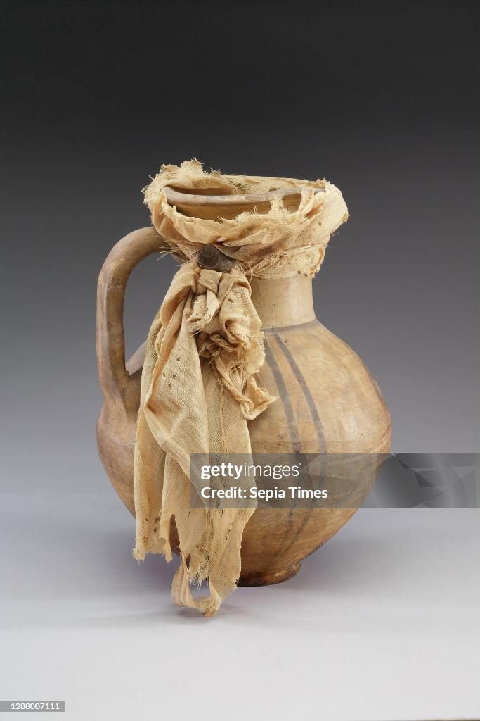 Painted Wide Mouthed Jug New Kingdom Dynasty 18 Joint reign of Painted Wide Mouthed Jug New Kingdom Dynasty 18 Joint reign of