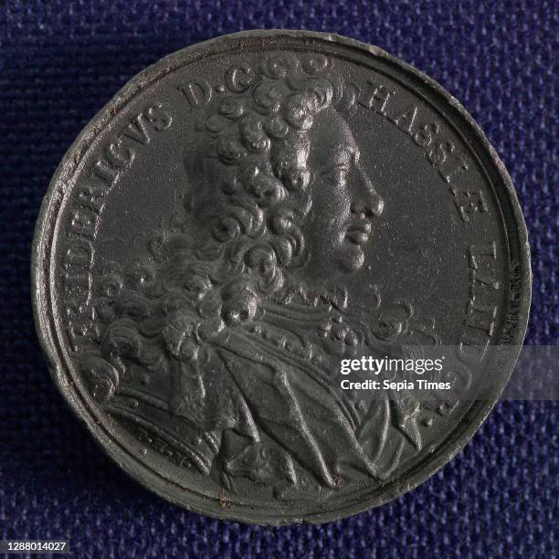 Philipp Heinrich Müller, Medal on the conquest of the castle Grevenburg by Landgraaf Frederik van Hessen, medallions of lead metal, bust of the...