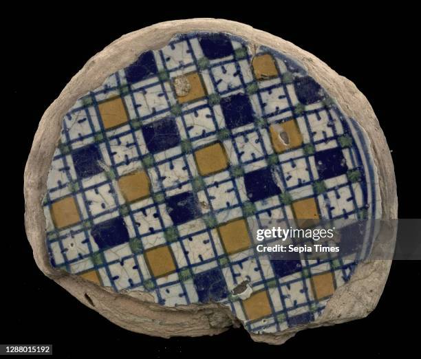 Fragment majolica plate, polychrome, checkerplate motif, plate dish crockery holder soil find ceramic earthenware glaze, baked underside covered with...