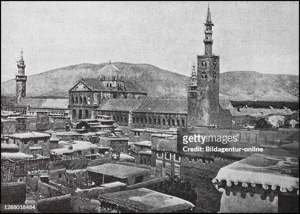 The great mosque of Damascus, Syria, photo from 1880 / die große Moschee von Damaskus, Syrien, Foto aus 1880, Historisch, historical, digital...
