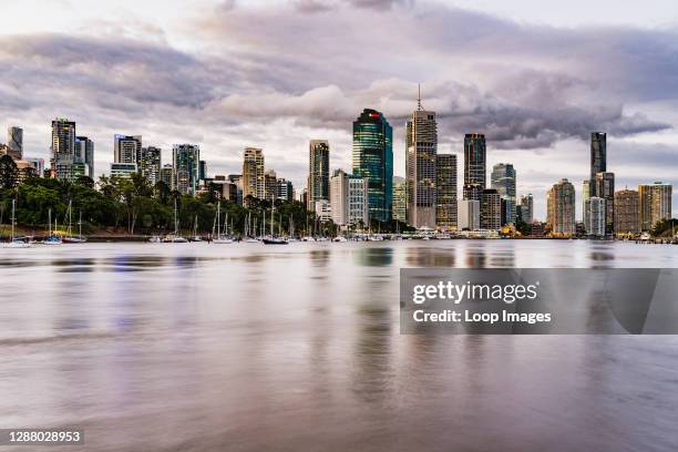 The beautiful evening skyline of Brisbane.