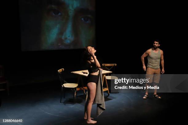 Itari Marta and Roberto Valdez perform during the media presentation of the play 'Cuando Calienta El Sol' at Foro Shakespeare on November 26, 2020 in...